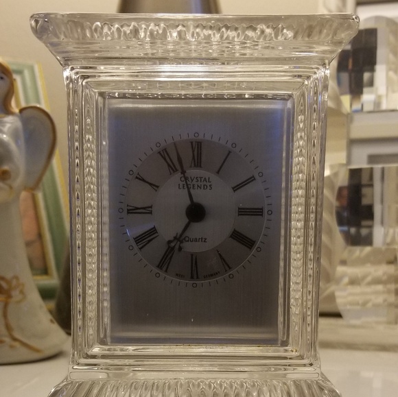 Pure Crystal Table Clock - Picture 3 of 6